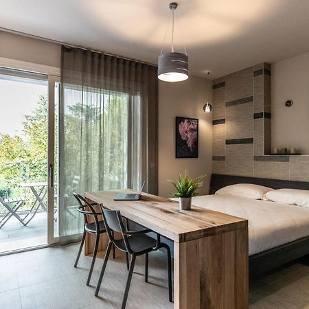Sei Garda Apartments Пескиера дел Гарда Екстериор снимка