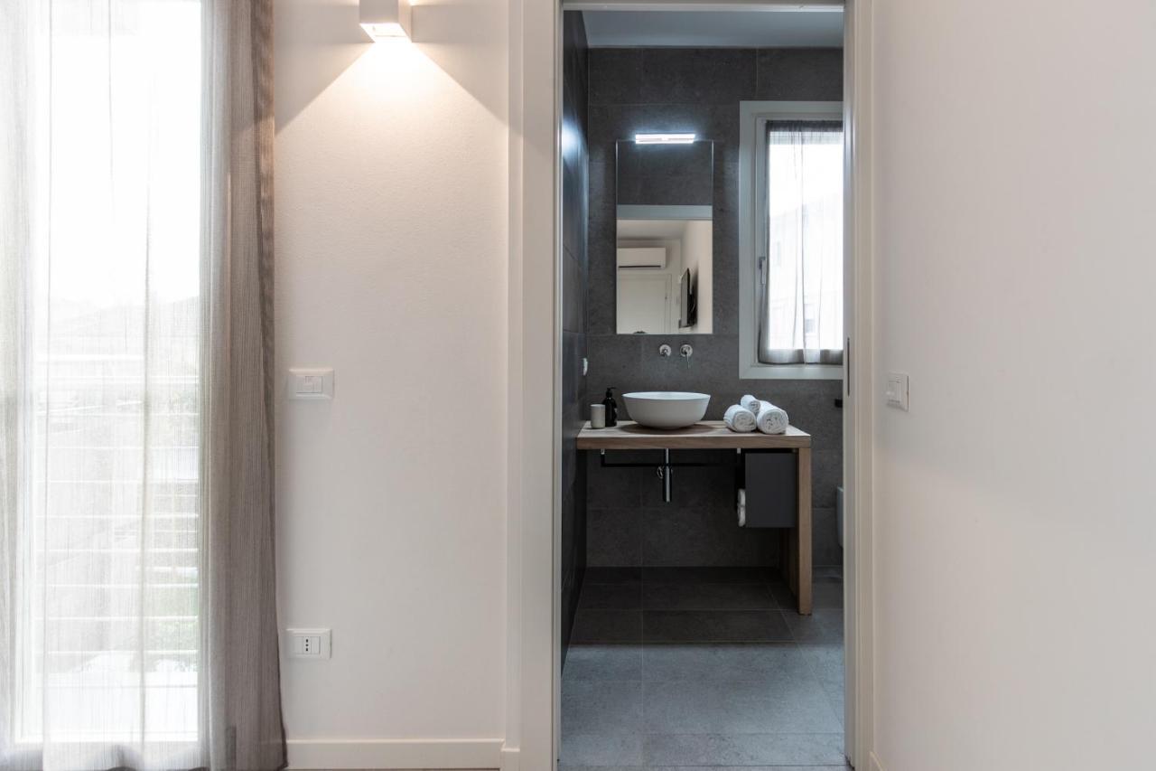 Sei Garda Apartments Пескиера дел Гарда Екстериор снимка