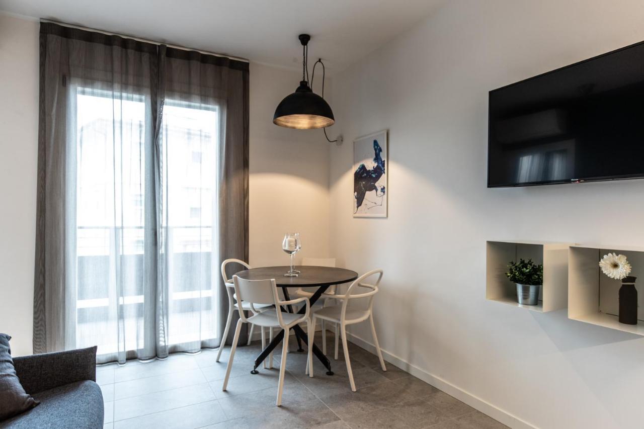 Sei Garda Apartments Пескиера дел Гарда Екстериор снимка